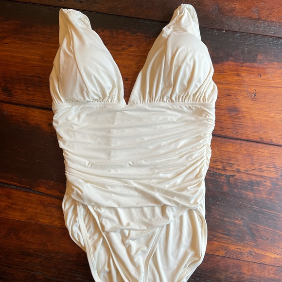 Carmen Marc Valvo Other - Swimsuit 🩱Carmen Marcvalvo